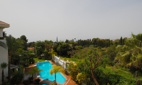 Marbella Golden Mile for sale: Luxury apartment to buy 