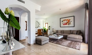 Ready to move in new villa for sale, first line golf in a gated golf resort, New Golden Mile, Marbella - Estepona 3502 