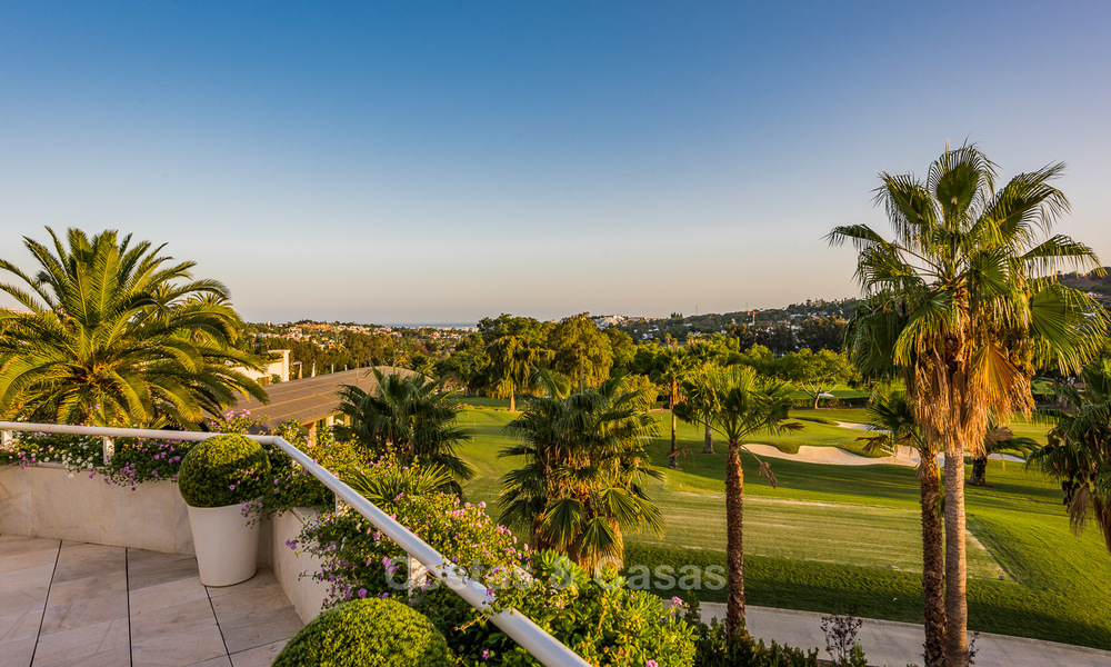 First line golf, spacious luxury penthouse for sale in Nueva Andalucia - Marbella 4026