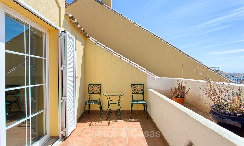 Very spacious, cosy and convenient luxury penthouse apartment for sale, Estepona center 5648