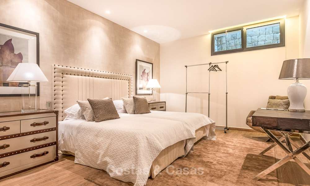 Posh modern luxury apartment for sale in a prestigious residential complex in Sierra Blanca, Golden Mile, Marbella 8773