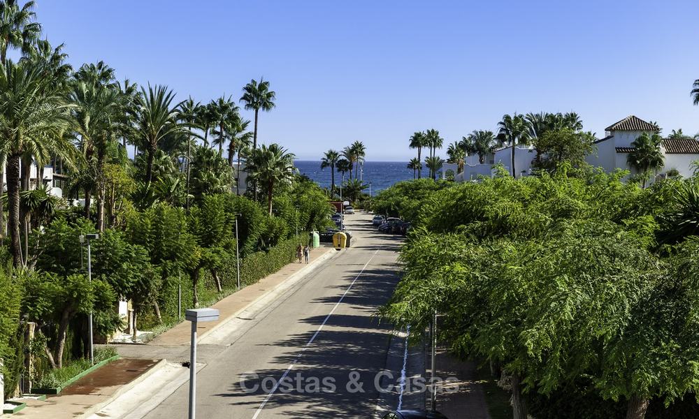 New contemporary beach side apartment with sea views for sale, short stroll to the beach, between Marbella and Estepona 16905