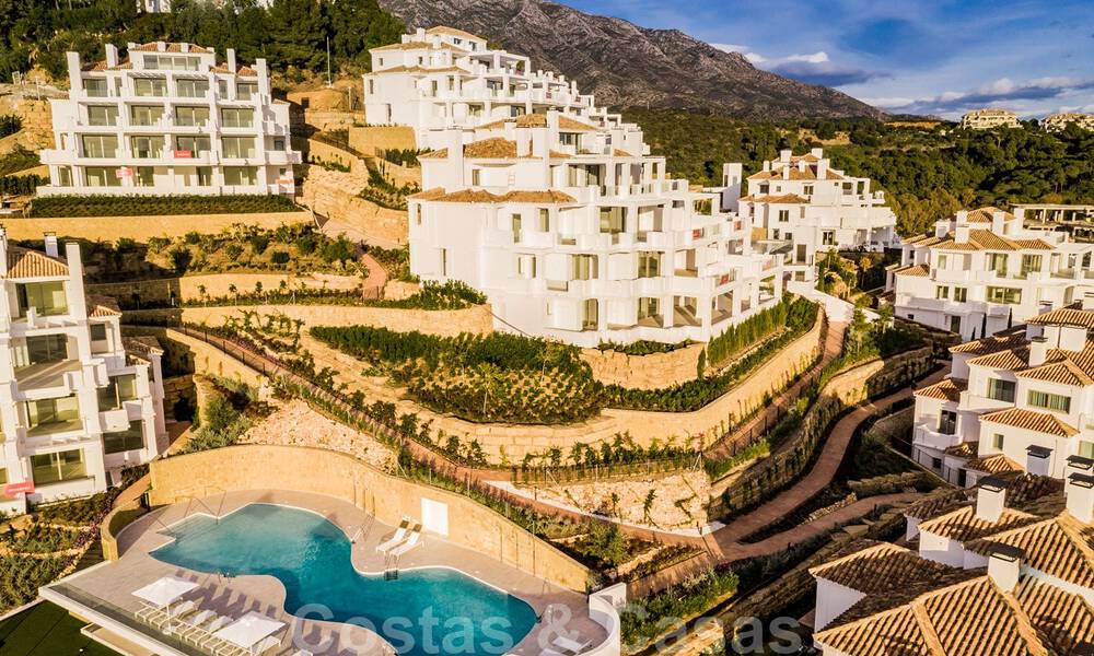 New luxury apartment for sale in a fashionable complex in Nueva Andalucia in Marbella 31964