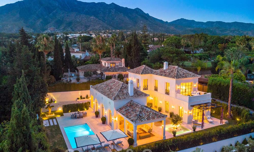 2 Elegant top quality new luxury villas for sale in a classic and Provencal style above the Golden Mile in Marbella 30487