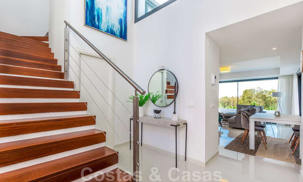 Modern luxury penthouse for sale in a frontline golf designer complex in Benahavis - Marbella 36141