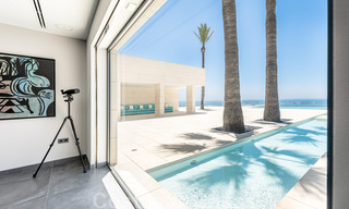 Avant-garde beach villa in a sleek modern style for sale, frontline beach in Mijas Costa, Costa del Sol 44417 