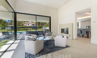 Contemporary, luxury villa for sale close to all amenities in a highly sought after residential community on the Golden Mile of Marbella 44845 