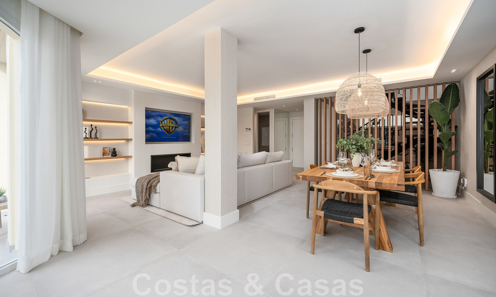 Move-in ready! Contemporary renovated townhouse for sale in gated community in La Quinta in Benahavis - Marbella 49458