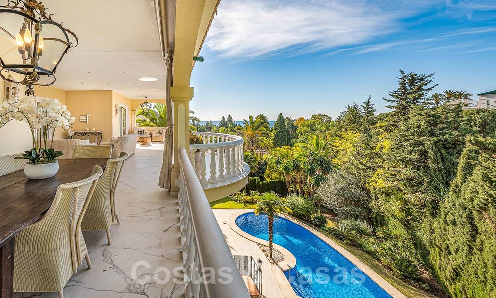 Traditional-Mediterranean luxury villa for sale with sea views in gated community on the Golden Mile of Marbella 54446