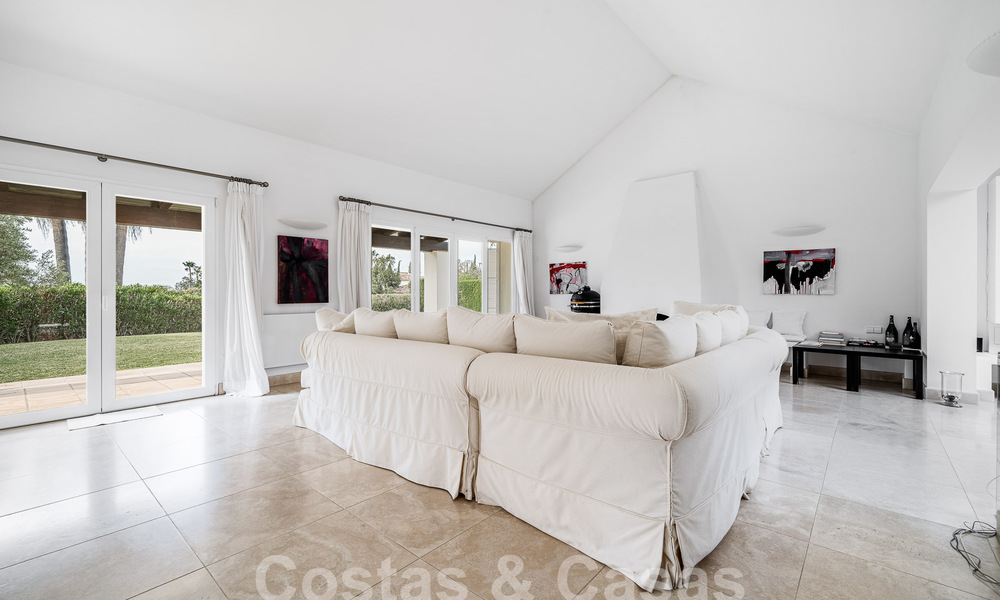 Luxury villa for sale in a Spanish architectural style in the prestigious gated urbanisation of Cascada de Camojan, Marbella 54834