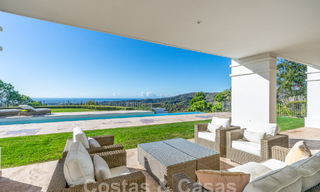 Stately Mediterranean-style luxury villa for sale with stunning panoramic sea views in Marbella - Benahavis 59877 