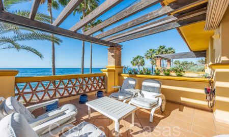 Spacious apartment for sale in a gated beach complex with unobstructed sea views east of Marbella centre 66050