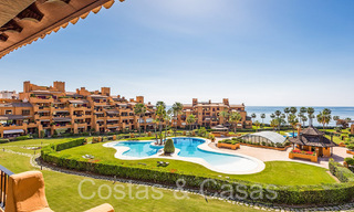 Luxurious renovated apartment for sale in a frontline beach complex with sea view on the New Golden Mile, Marbella - Estepona 67302 