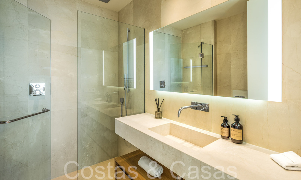 Luxurious duplex apartment with panoramic sea views for sale in Benahavis - Marbella 67368