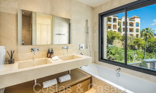 Luxurious duplex apartment with panoramic sea views for sale in Benahavis - Marbella 67371 